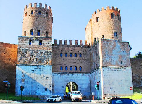 Aurelianische-Mauer-Rom-Porta-San-Sebastiano