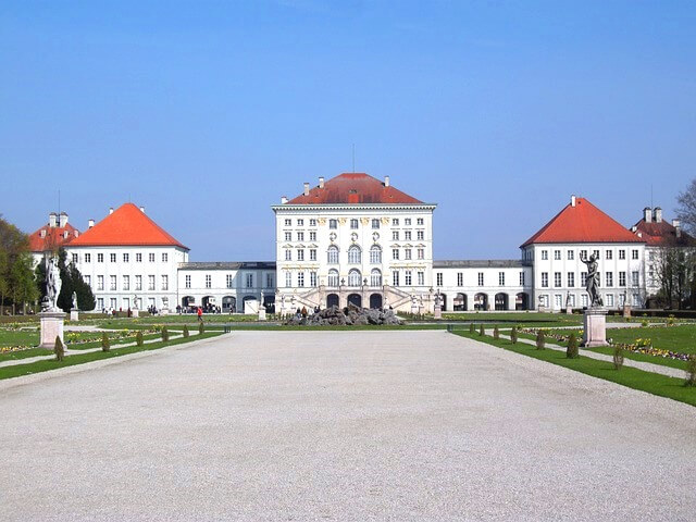 Nymphenburg-Schloss.jpg